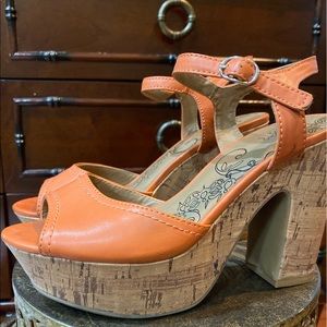 Fun and flirty wedge